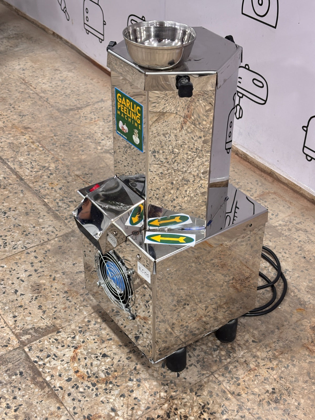 Stainless Steel Garlic Peeling Machine | Commercial Garlic Skin Removing Machine for Hotels & Catering