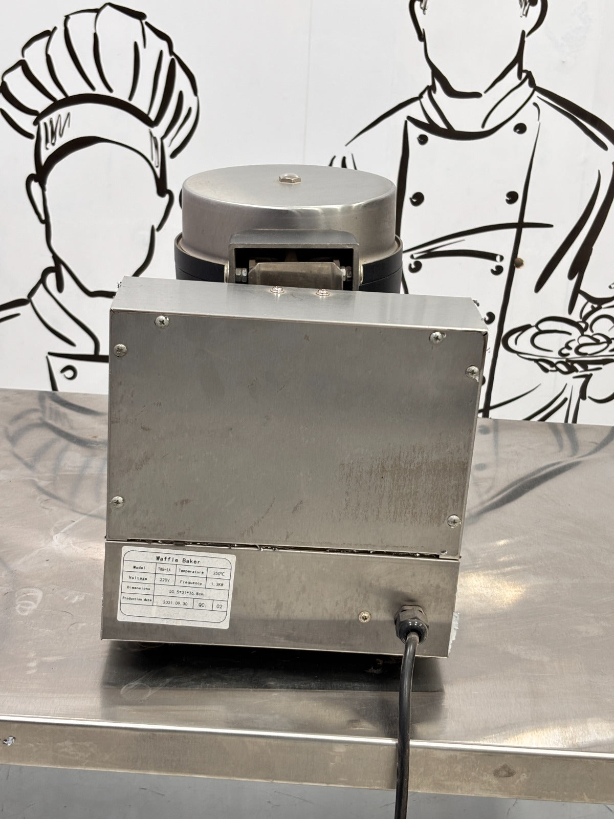 Commercial Single Round Rotating  Waffle Maker Machine | Heavy-Duty Electric Waffle Iron for Cafés & Restaurants